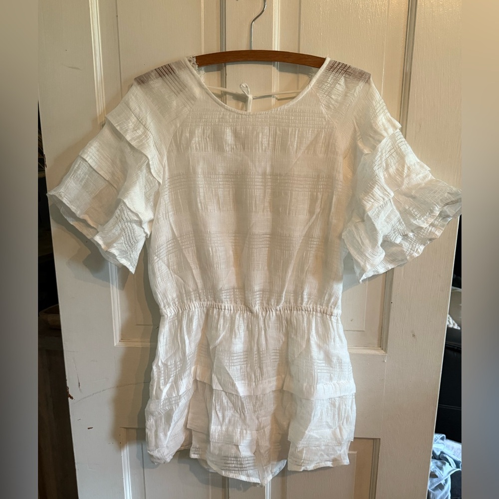 J.O.A. Sheer Woven White Short Romper Medium